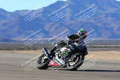 media/Jan-09-2022-SoCal Trackdays (Sun) [[2b1fec8404]]/Turn 8 (1045am)/